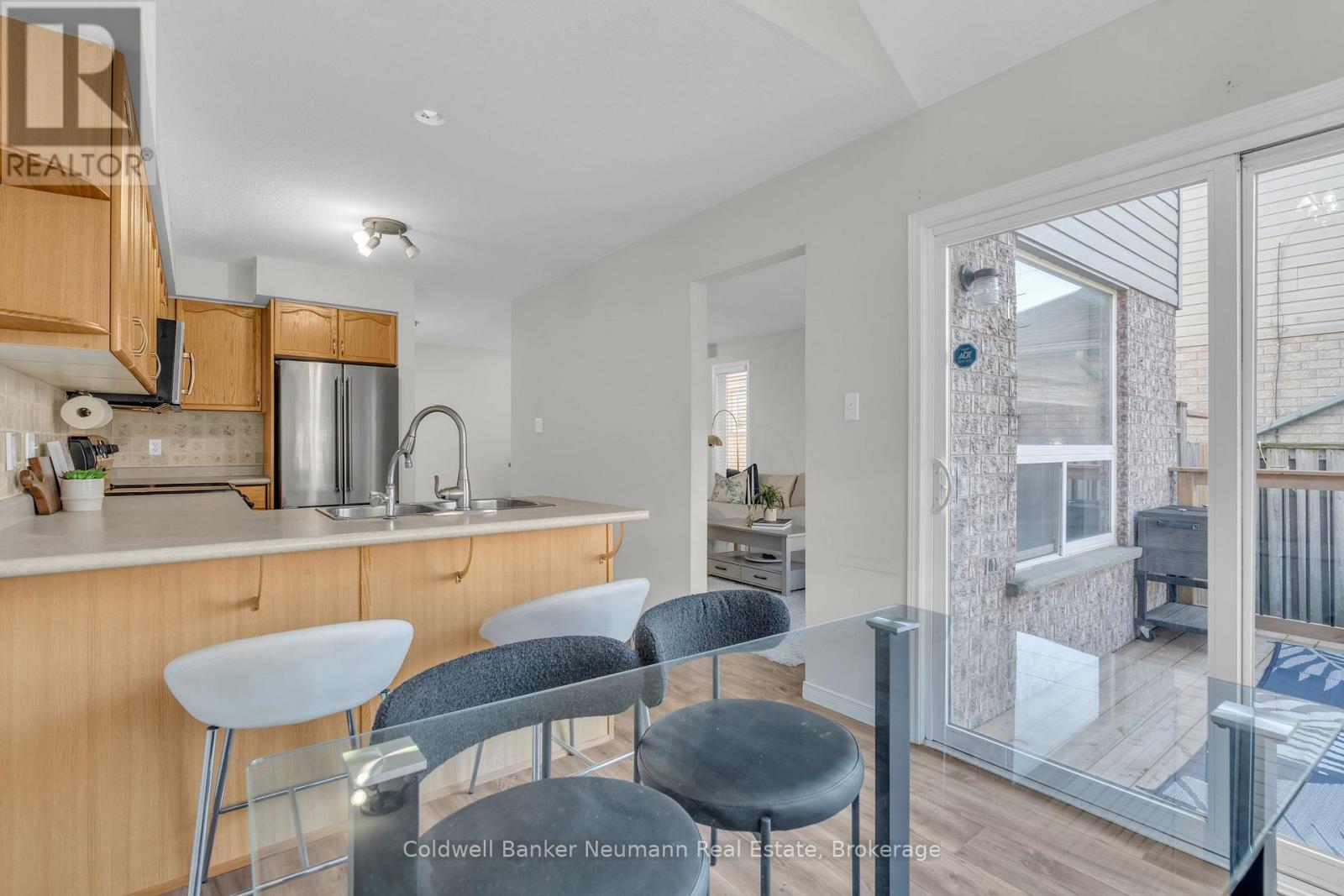 6 Law Drive, Guelph (Grange Road), Ontario  N1E 7E8 - Photo 15 - X12686208