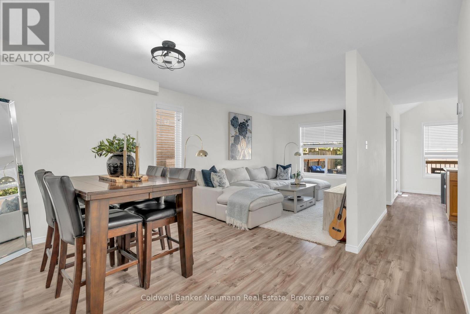 6 Law Drive, Guelph (Grange Road), Ontario  N1E 7E8 - Photo 7 - X12686208