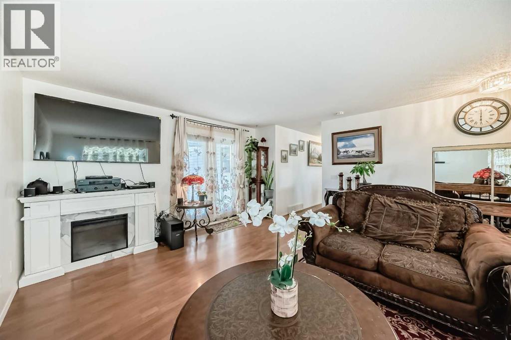 13 Brentwood Drive, Strathmore, Alberta  T1P 1G1 - Photo 5 - A2259669