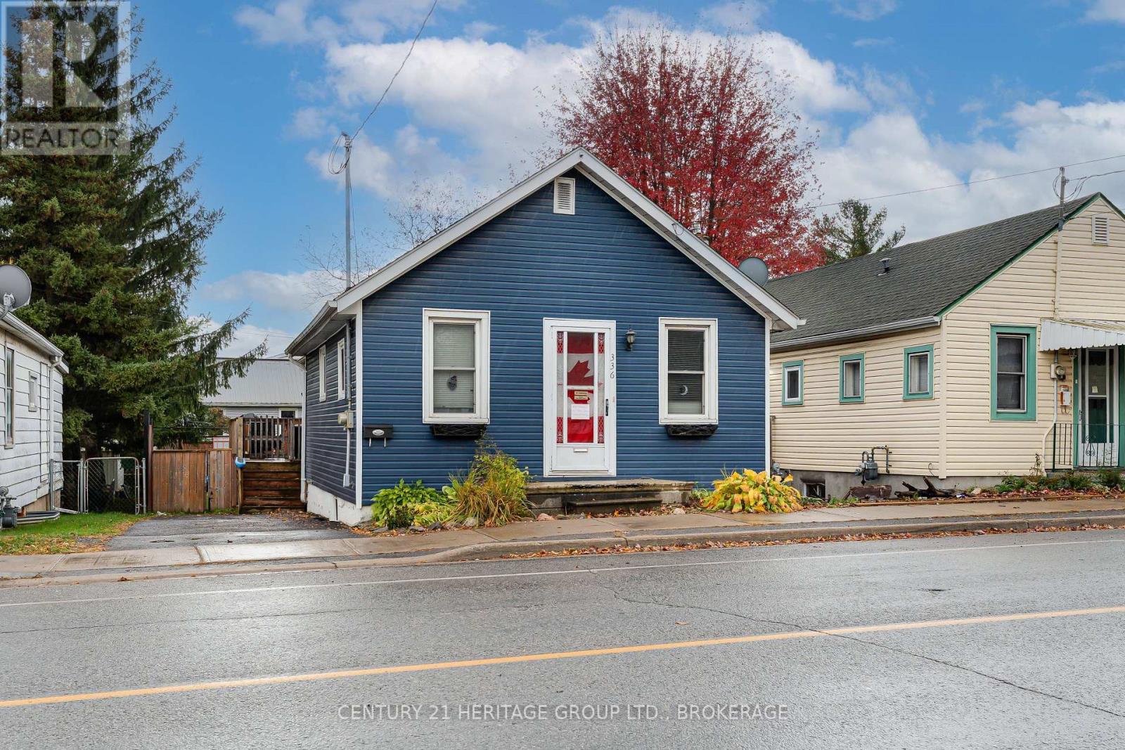 336 Elliott Avenue, Kingston, Ontario  K7K 2R3 - Photo 1 - X12686102