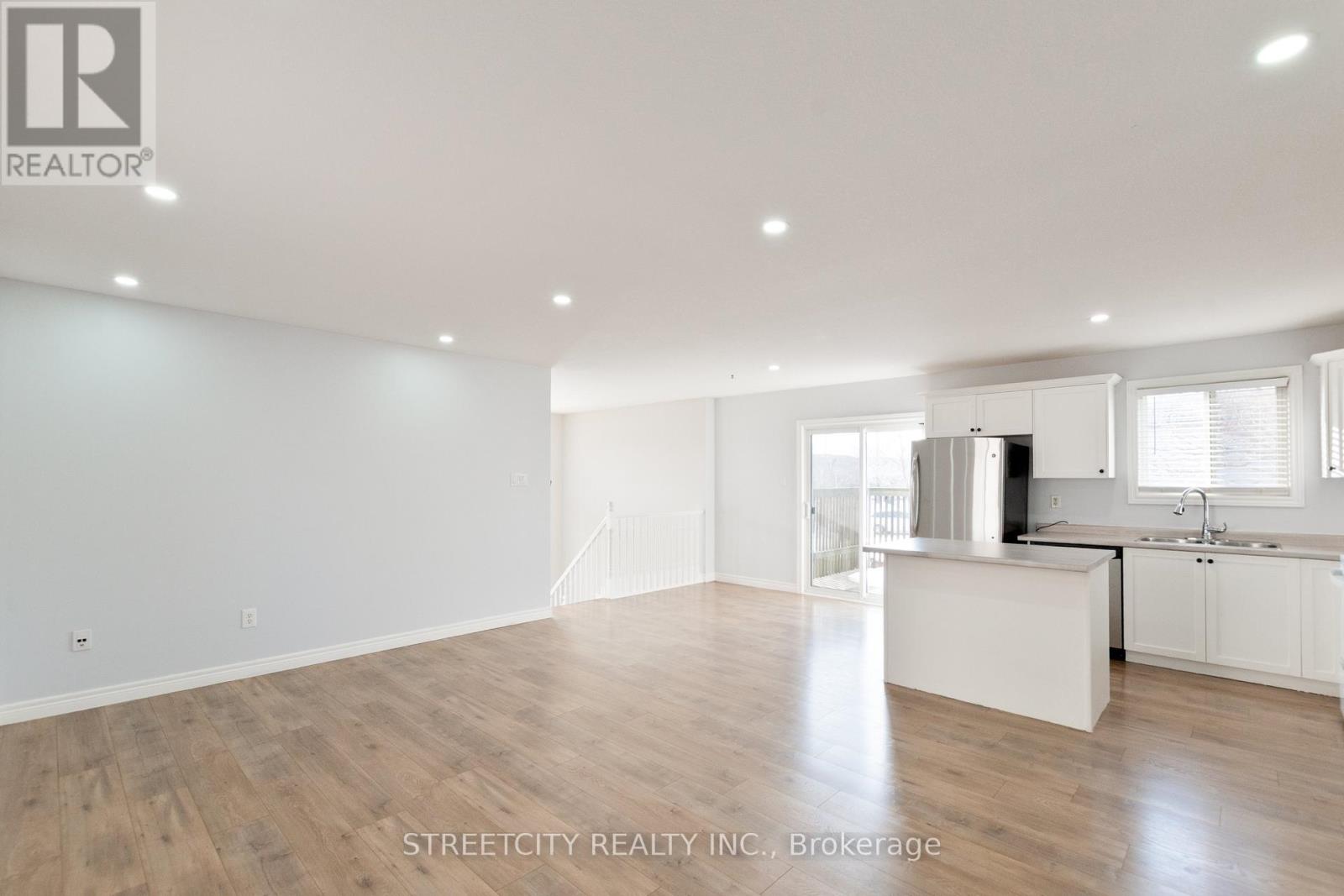 1036 Marigold Street N, London North, Ontario  N5X 4N9 - Photo 13 - X12686002