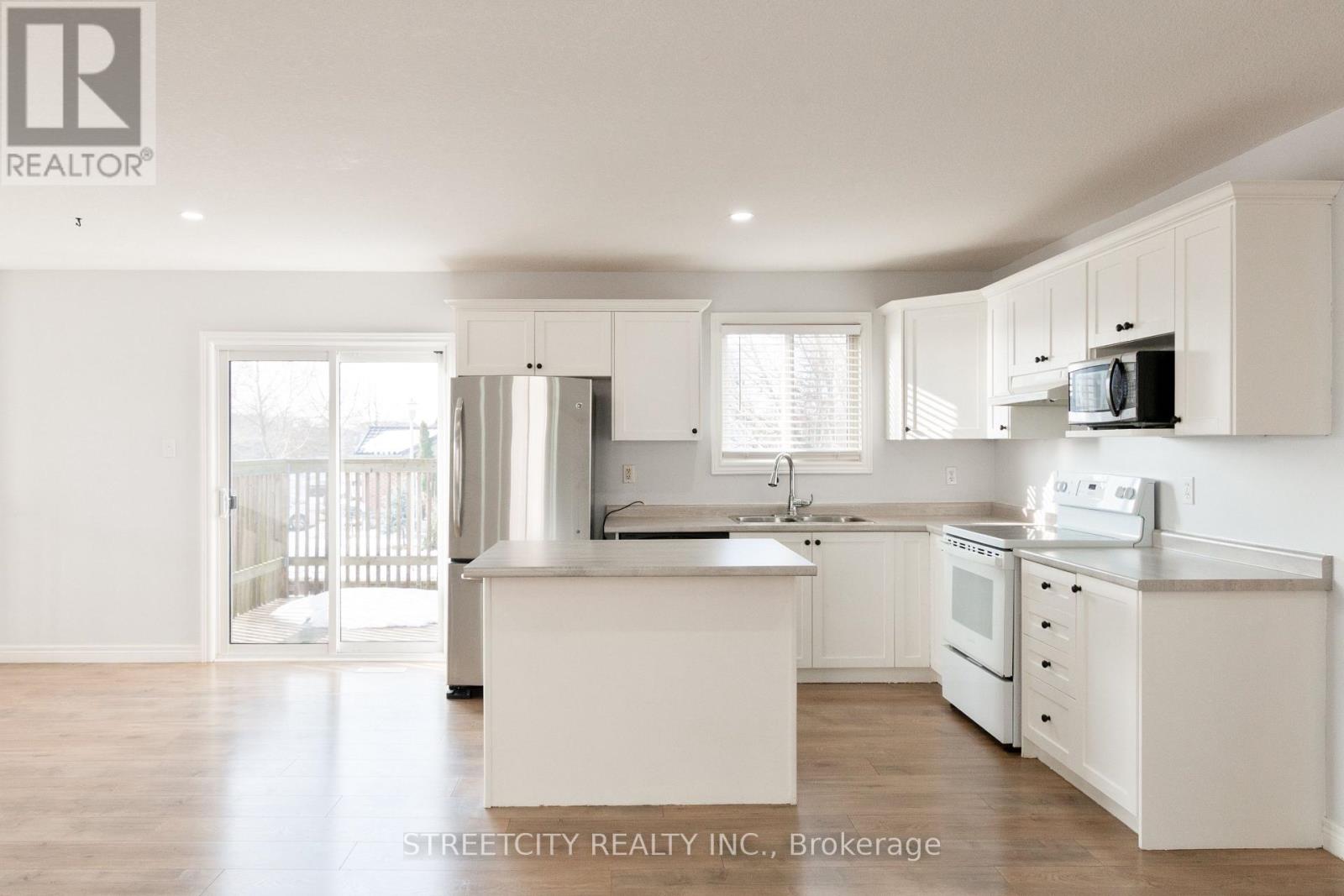 1036 Marigold Street N, London North, Ontario  N5X 4N9 - Photo 14 - X12686002