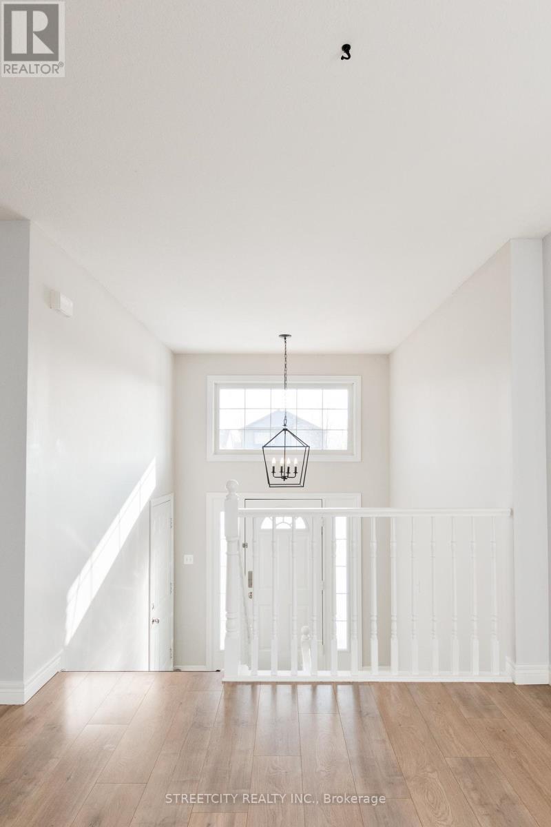 1036 Marigold Street N, London North, Ontario  N5X 4N9 - Photo 9 - X12686002