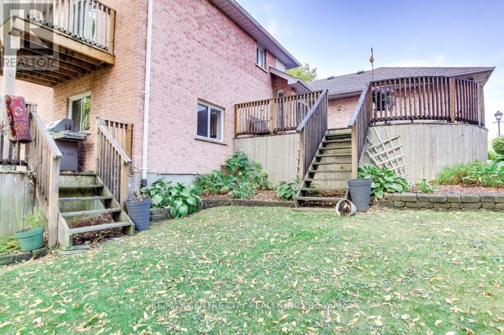 26 Symphony Court, Central Elgin, Ontario  N5P 4K1 - Photo 4 - X12686084