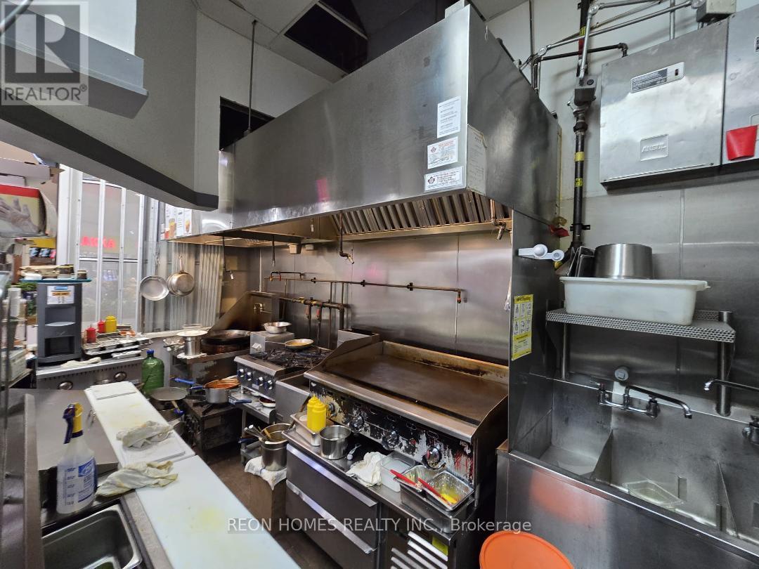 #428 - 1571 Sandhurst Circle, Toronto, Ontario  M1V 1V2 - Photo 7 - E12648000