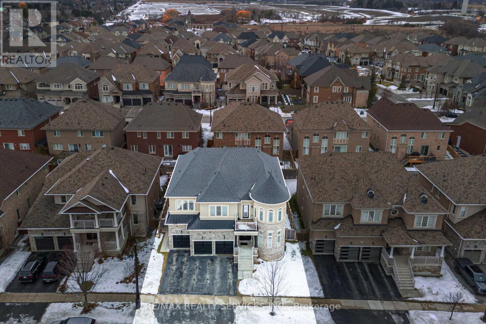 36 West Coast Trail, King, Ontario  L7B 0A4 - Photo 44 - N12683726