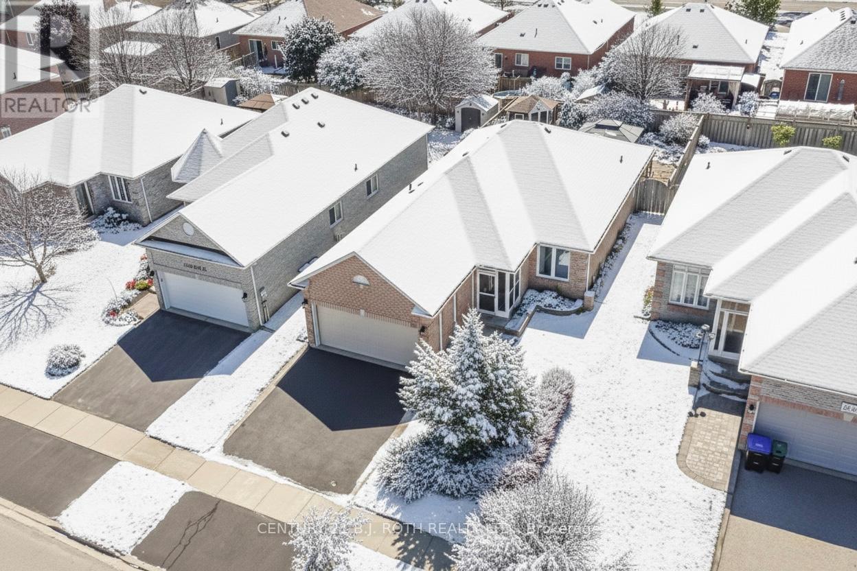 1957 Mill Street, Innisfil, Ontario  L9S 2A2 - Photo 2 - N12529198