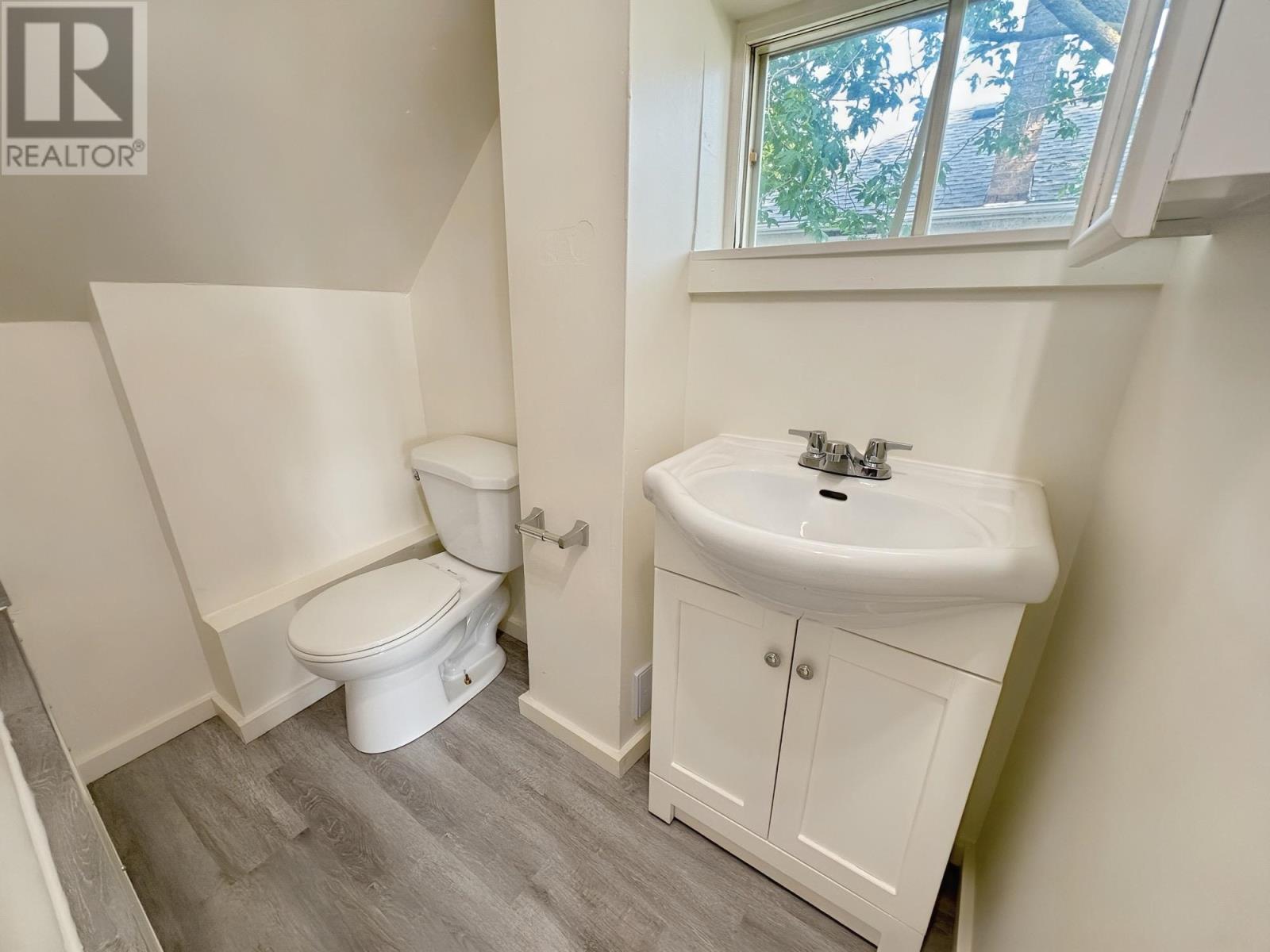 359 Mckellar St N, Thunder Bay, Ontario  P7C 3Z8 - Photo 6 - TB252649