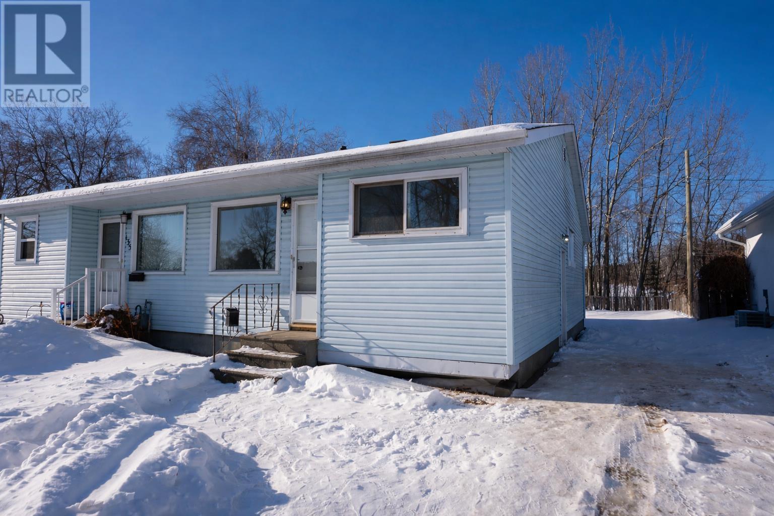 137 Huron CRES, Thunder Bay, Ontario