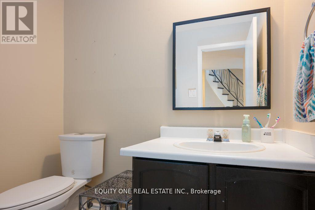 2557 Flannery Drive, Ottawa, Ontario  K1V 9R5 - Photo 9 - X12686106