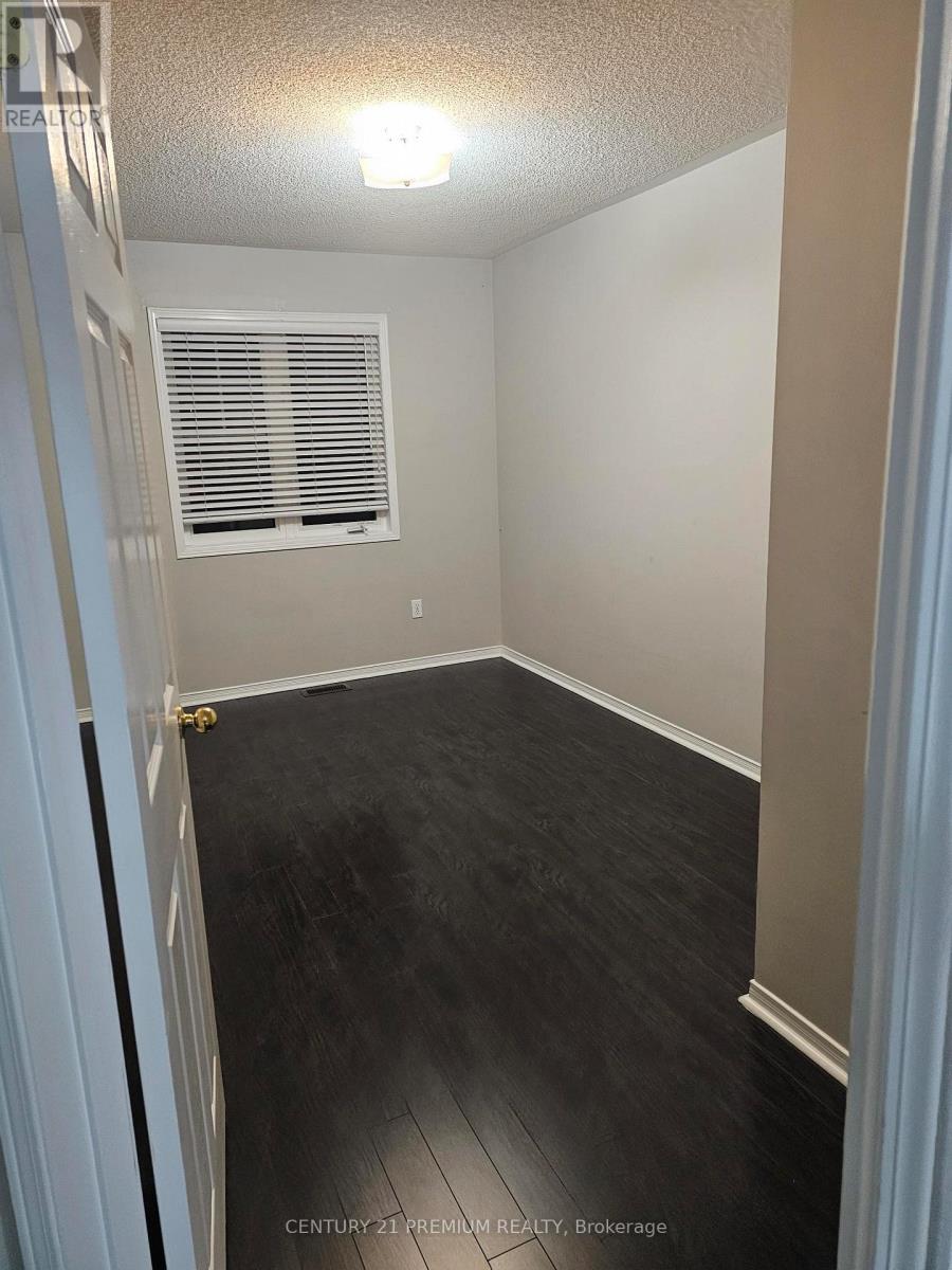 Main - 48 Gulfbrook Circle, Brampton, Ontario  L6Z 0G5 - Photo 19 - W12637170