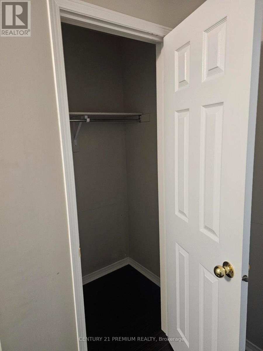 Main - 48 Gulfbrook Circle, Brampton, Ontario  L6Z 0G5 - Photo 20 - W12637170