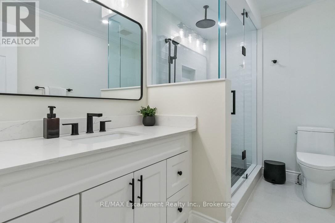 2301 Baronwood Drive, Oakville, Ontario  L6M 4Z6 - Photo 26 - W12685992