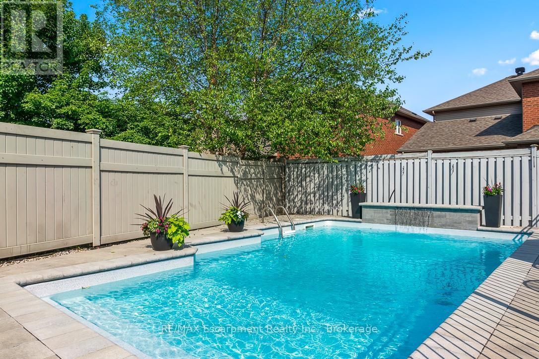 2301 Baronwood Drive, Oakville, Ontario  L6M 4Z6 - Photo 31 - W12685992