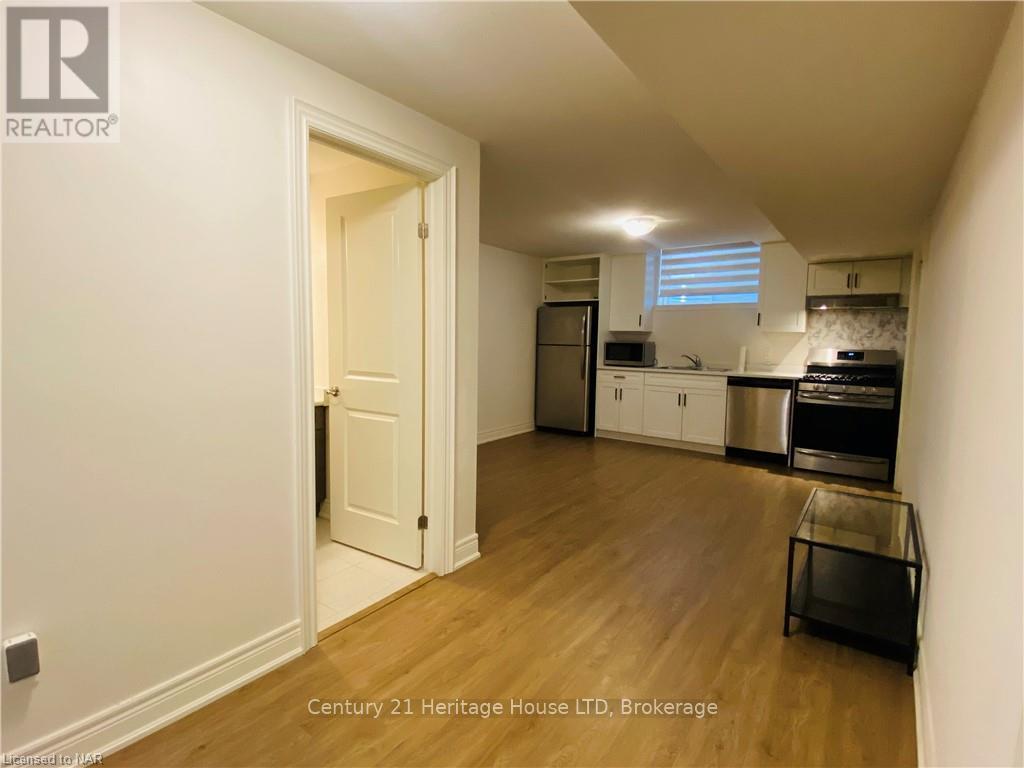 14 Overholt Drive, Thorold, Ontario  L0S 1K0 - Photo 34 - X12685952