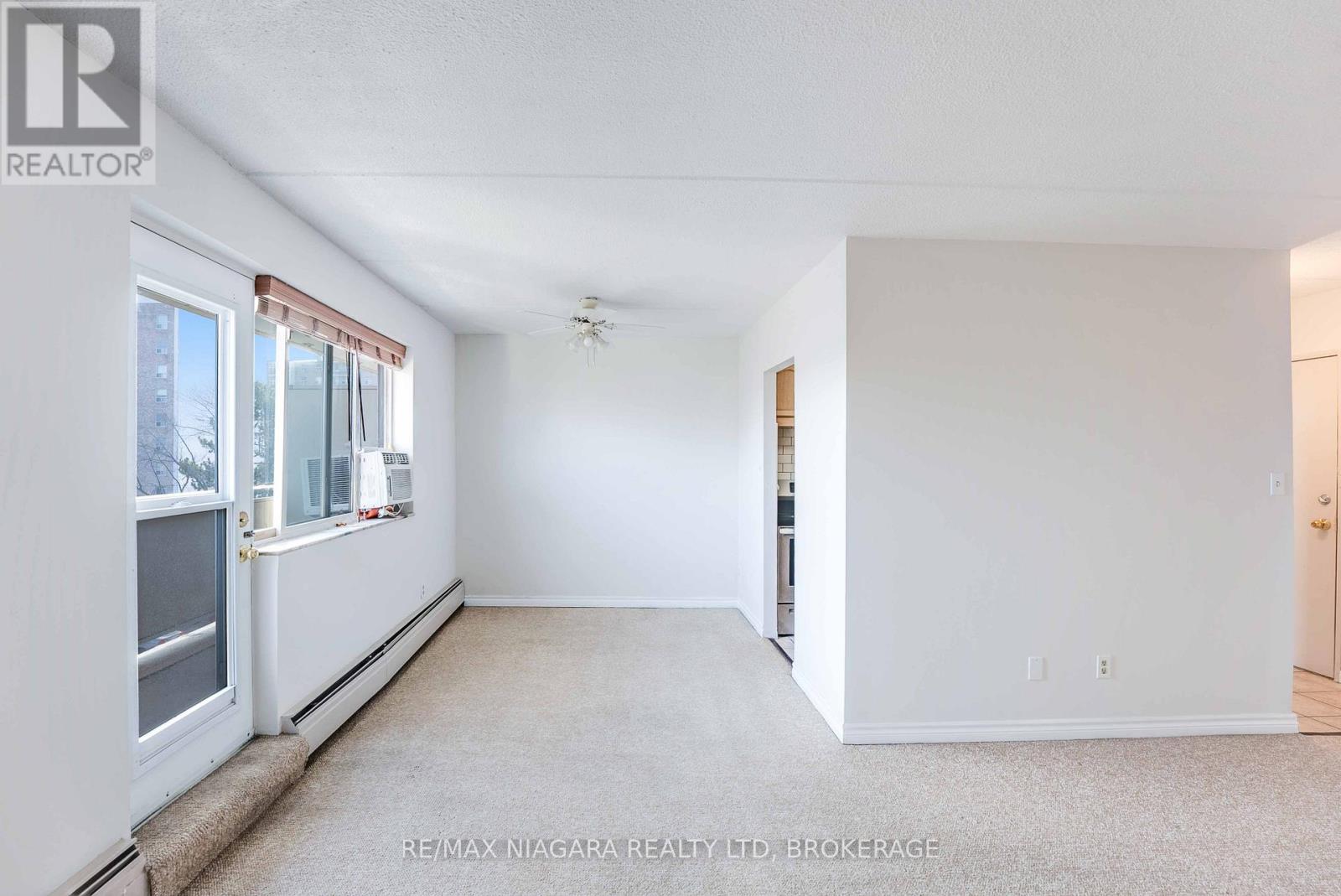 410 - 198 Scott Street, St. Catharines, Ontario  L2N 5T3 - Photo 15 - X12686050