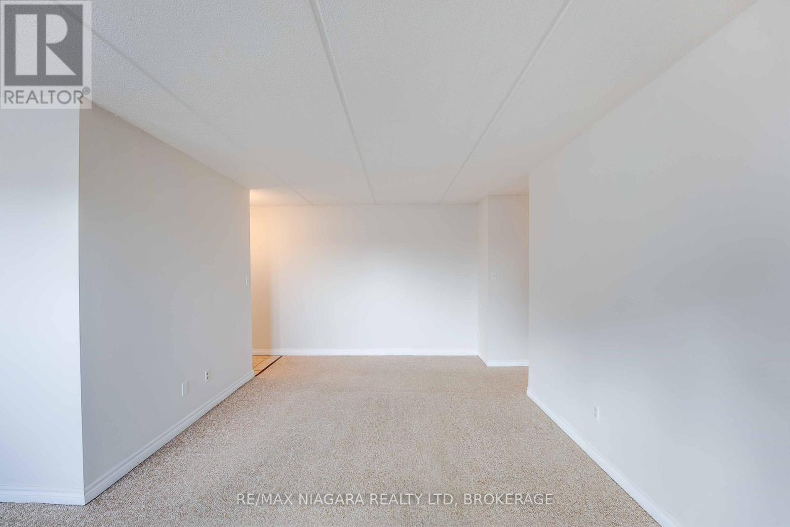 410 - 198 Scott Street, St. Catharines, Ontario  L2N 5T3 - Photo 16 - X12686050