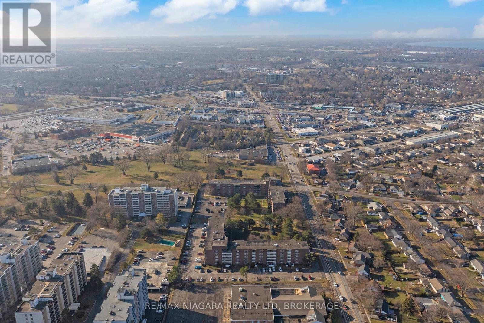 410 - 198 Scott Street, St. Catharines, Ontario  L2N 5T3 - Photo 31 - X12686050