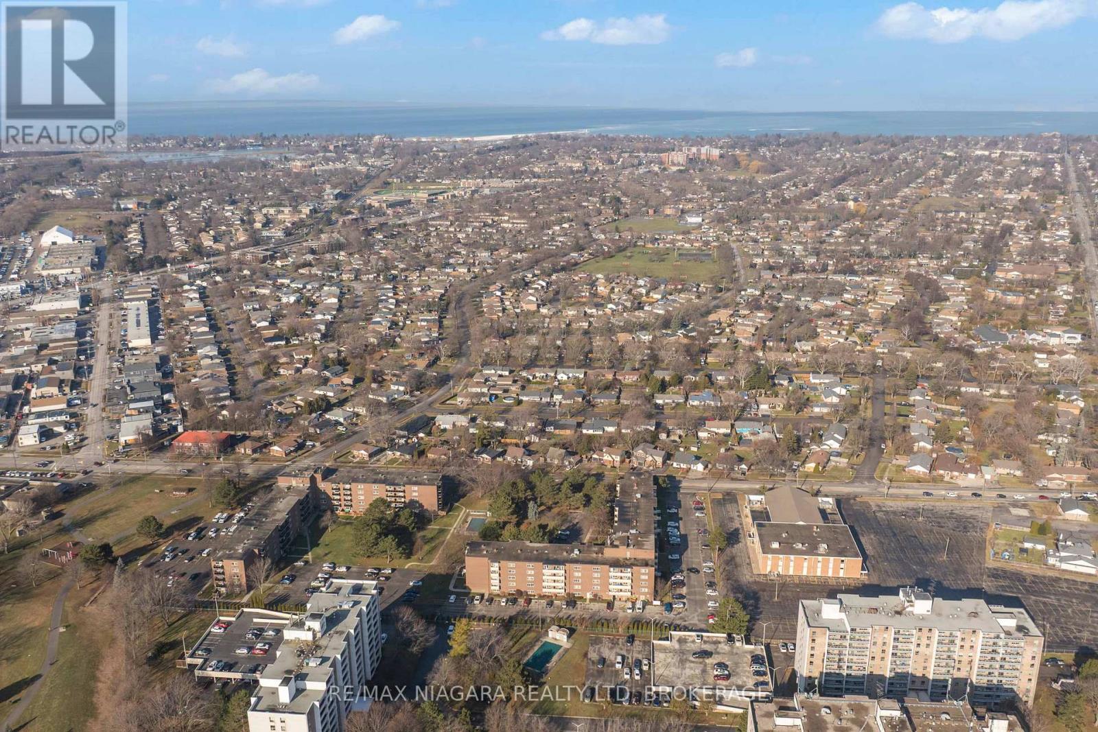 410 - 198 Scott Street, St. Catharines, Ontario  L2N 5T3 - Photo 32 - X12686050