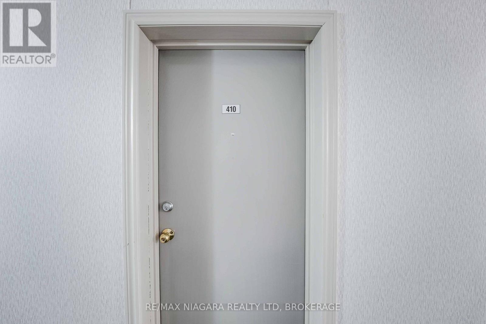 410 - 198 Scott Street, St. Catharines, Ontario  L2N 5T3 - Photo 6 - X12686050