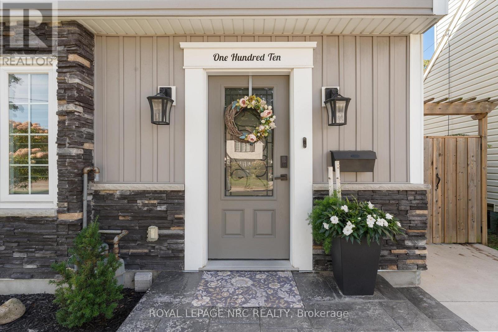 110 St Patrick Street, St. Catharines, Ontario  L2R 1K5 - Photo 2 - X12686076