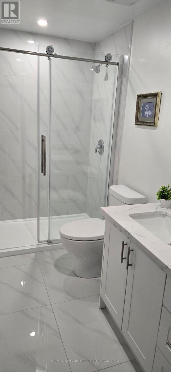 Lower - 8 Hopkins Street, Thorold, Ontario  L2V 0E6 - Photo 11 - X12686126