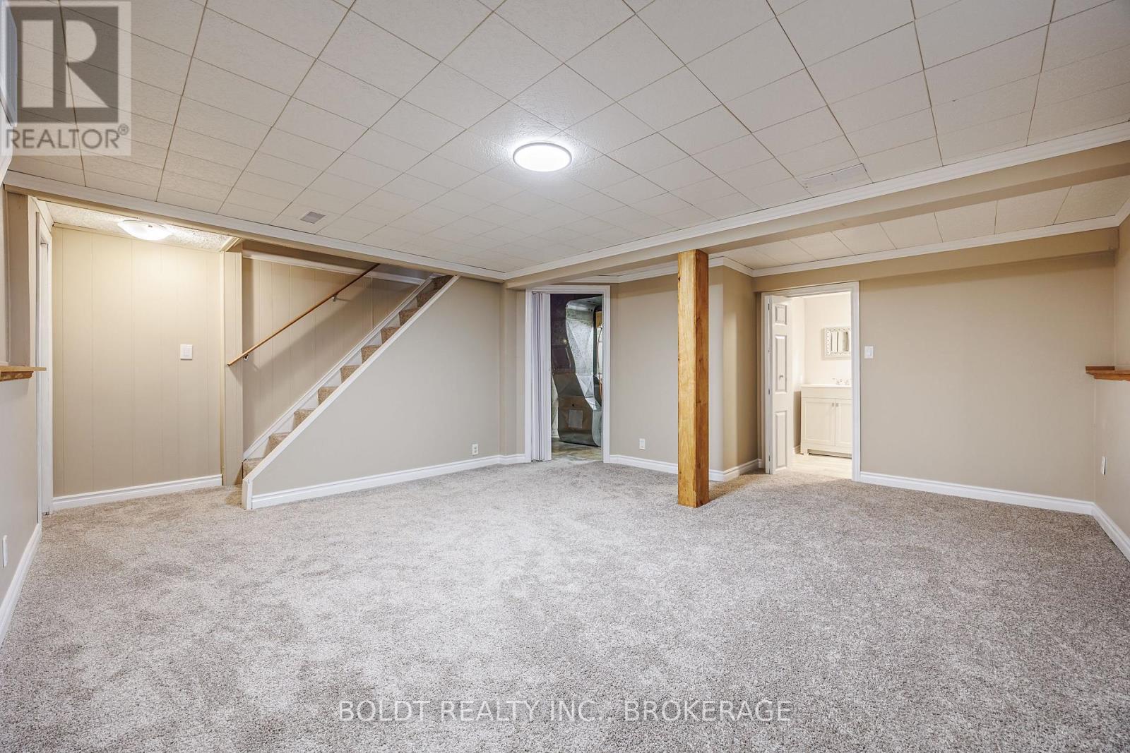 30 Lafayette Drive, St. Catharines, Ontario  L2N 6C2 - Photo 16 - X12686228