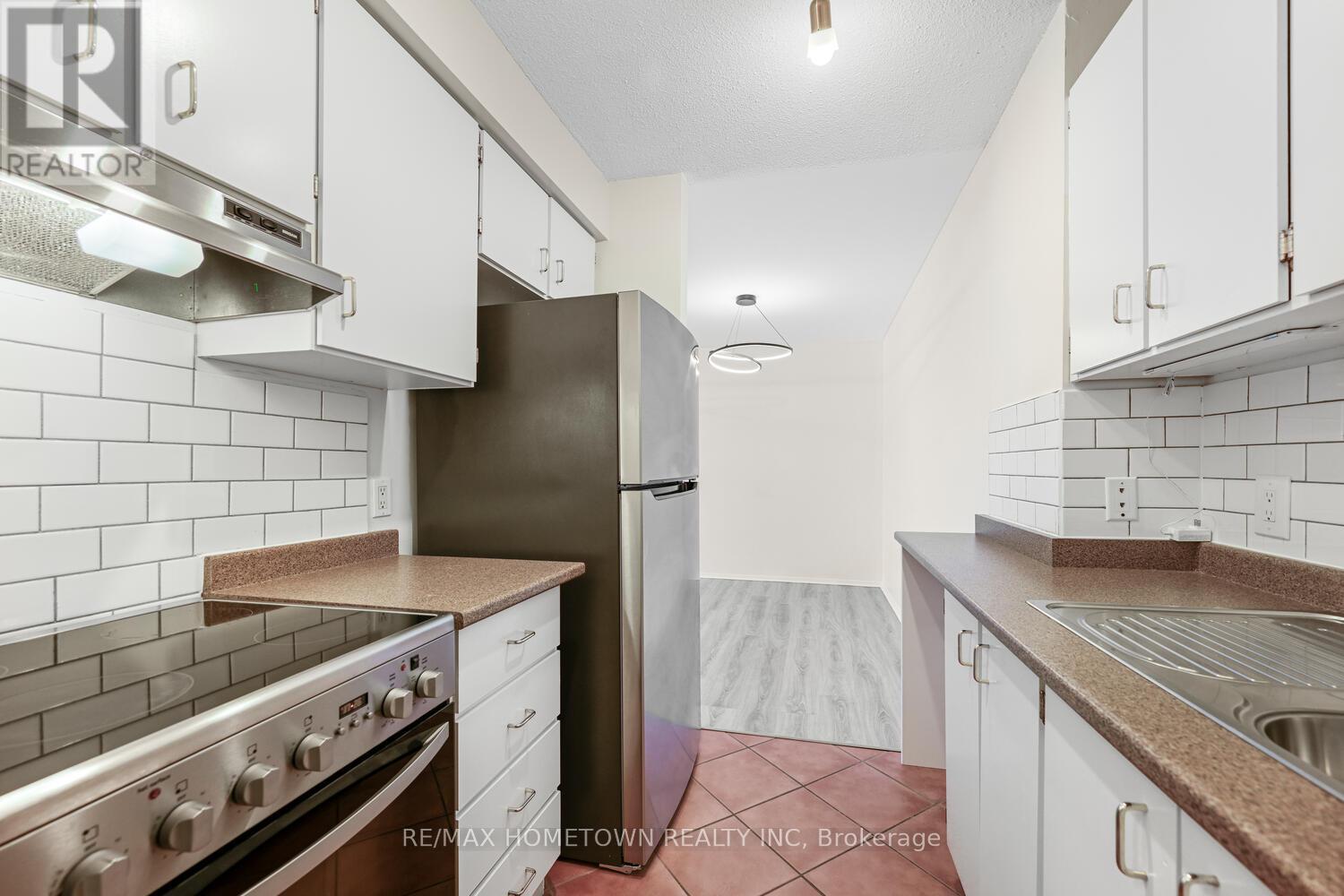 16 - 819 Macodrum Drive, Brockville, Ontario  K6V 6P6 - Photo 4 - X12685958