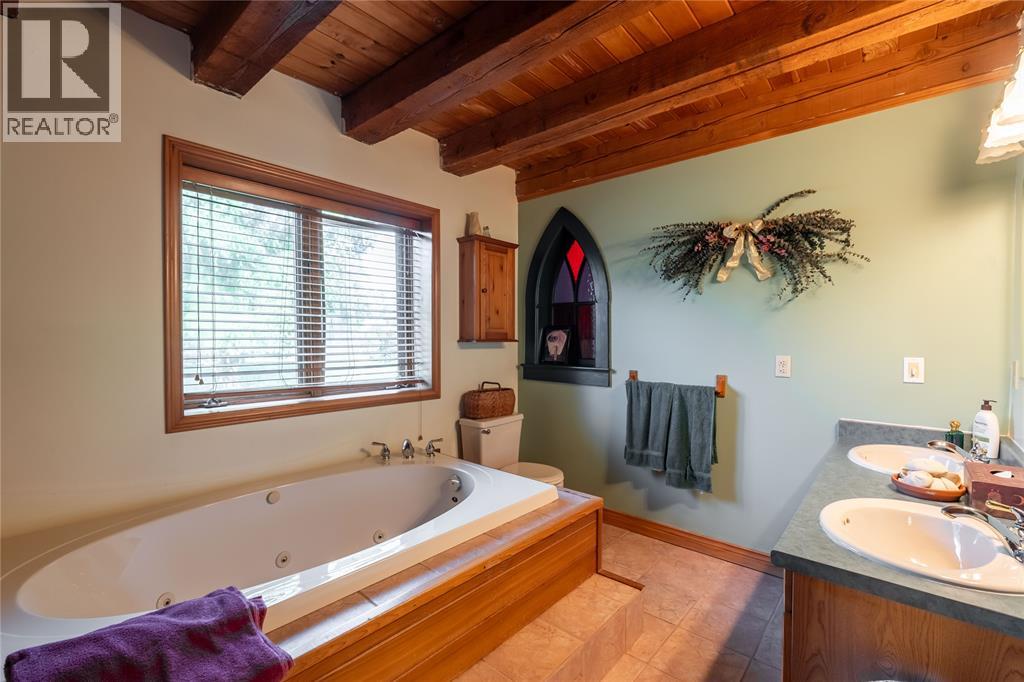 1405 Main Street, St Clair, Ontario  N0P 2R0 - Photo 24 - 26000619