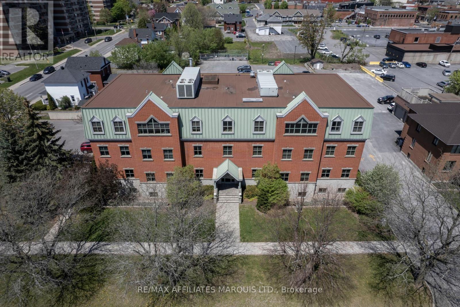 350 - 55 Water Street W, Cornwall, Ontario  K6J 1A1 - Photo 3 - X12686136