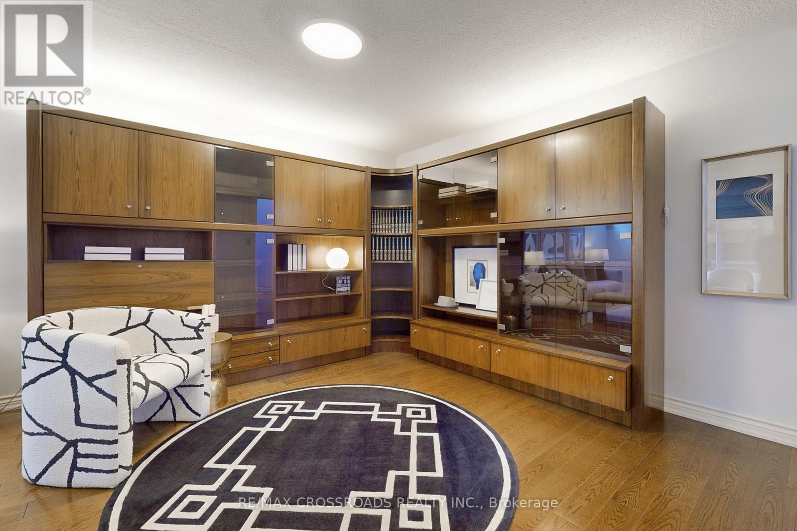 8 Orchid Court, Toronto, Ontario  M2L 2X8 - Photo 18 - C12686014