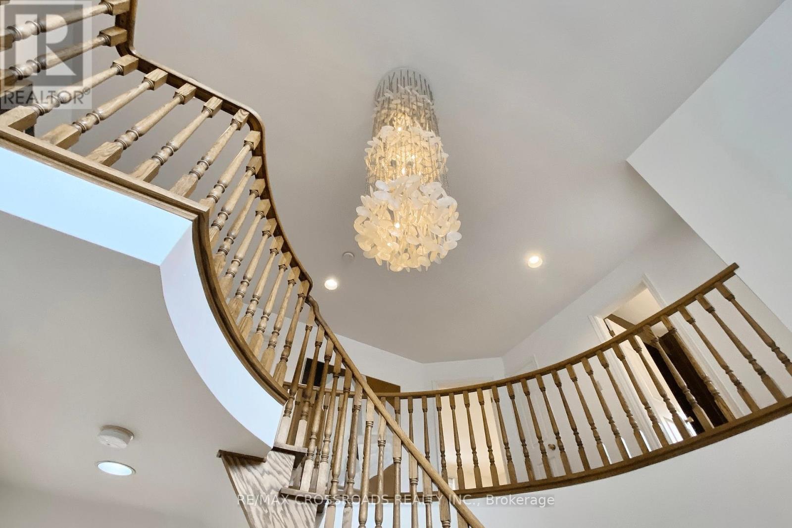 8 Orchid Court, Toronto, Ontario  M2L 2X8 - Photo 21 - C12686014