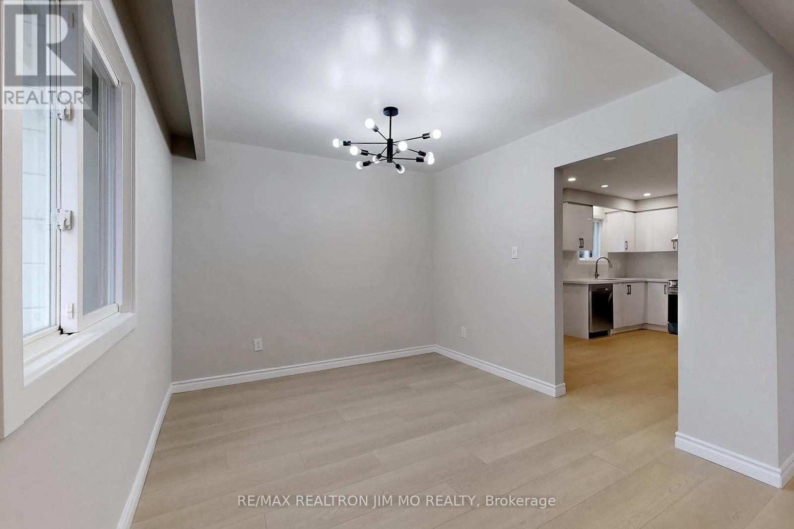 31 Angus Drive, Toronto, Ontario  M2J 2W9 - Photo 16 - C12686016