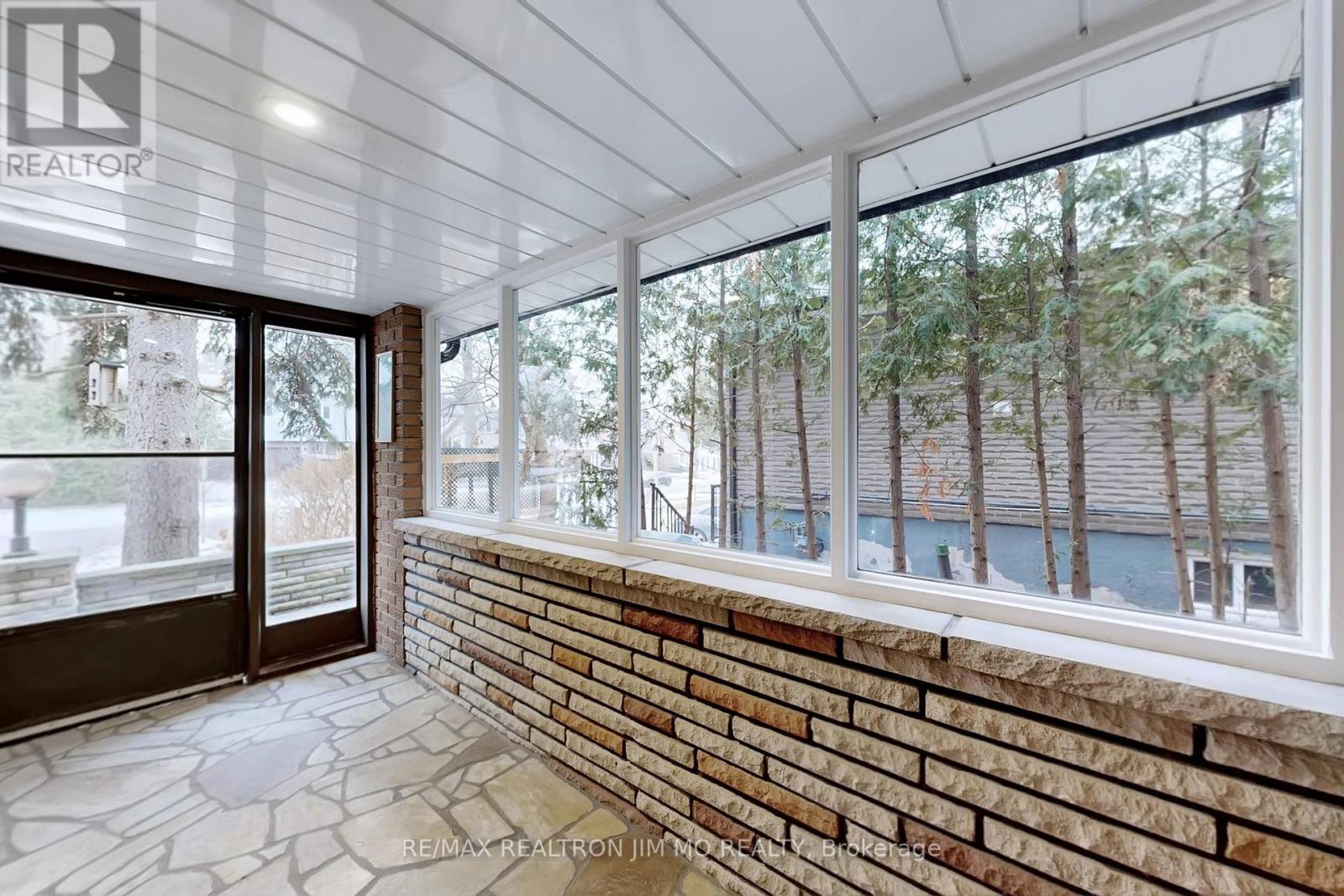 31 Angus Drive, Toronto, Ontario  M2J 2W9 - Photo 3 - C12686016