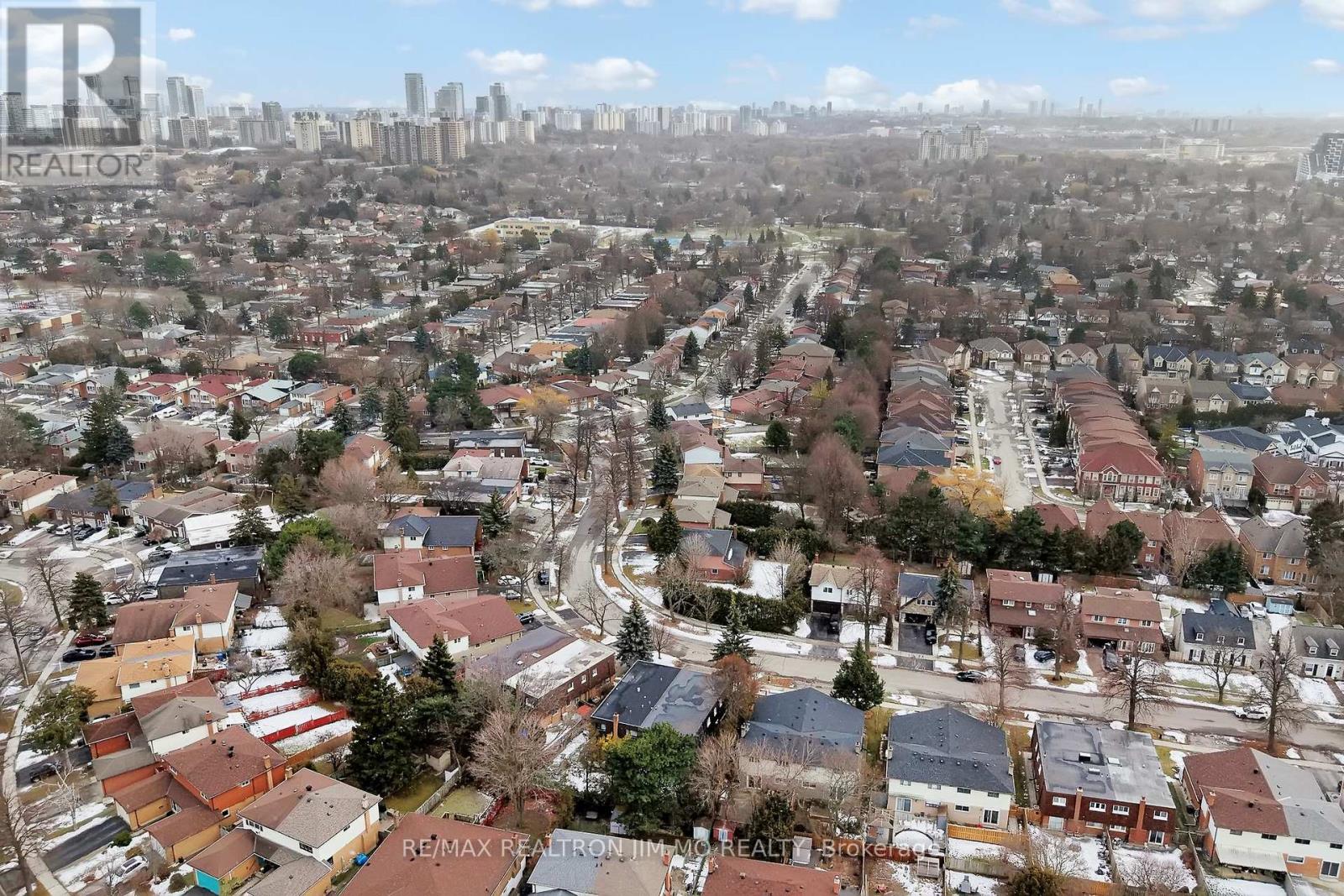 31 Angus Drive, Toronto, Ontario  M2J 2W9 - Photo 49 - C12686016