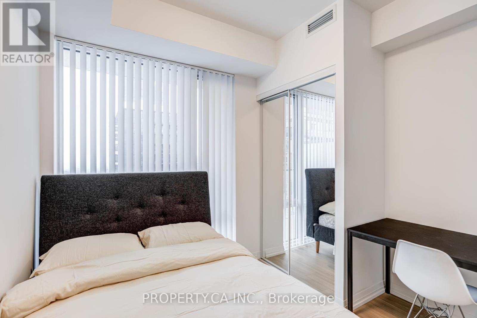 4127 - 28 Widmer Street, Toronto, Ontario  M5V 0T2 - Photo 3 - C12686094