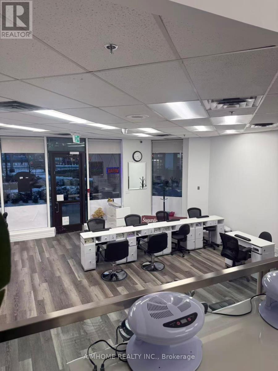 6a Yonge Street, Toronto, Ontario  M5J 2T5 - Photo 5 - C12686138