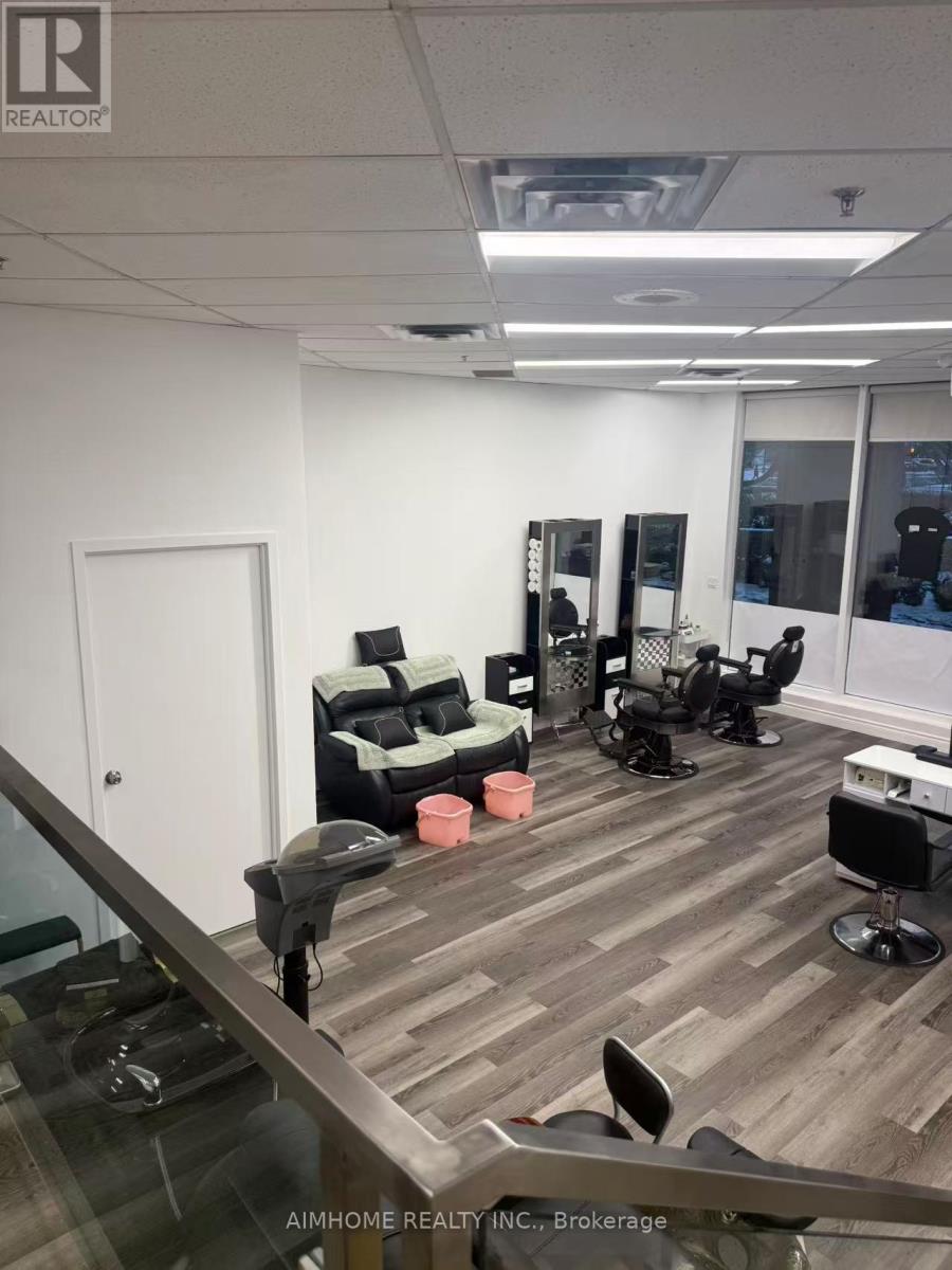 6a Yonge Street, Toronto, Ontario  M5J 2T5 - Photo 6 - C12686138