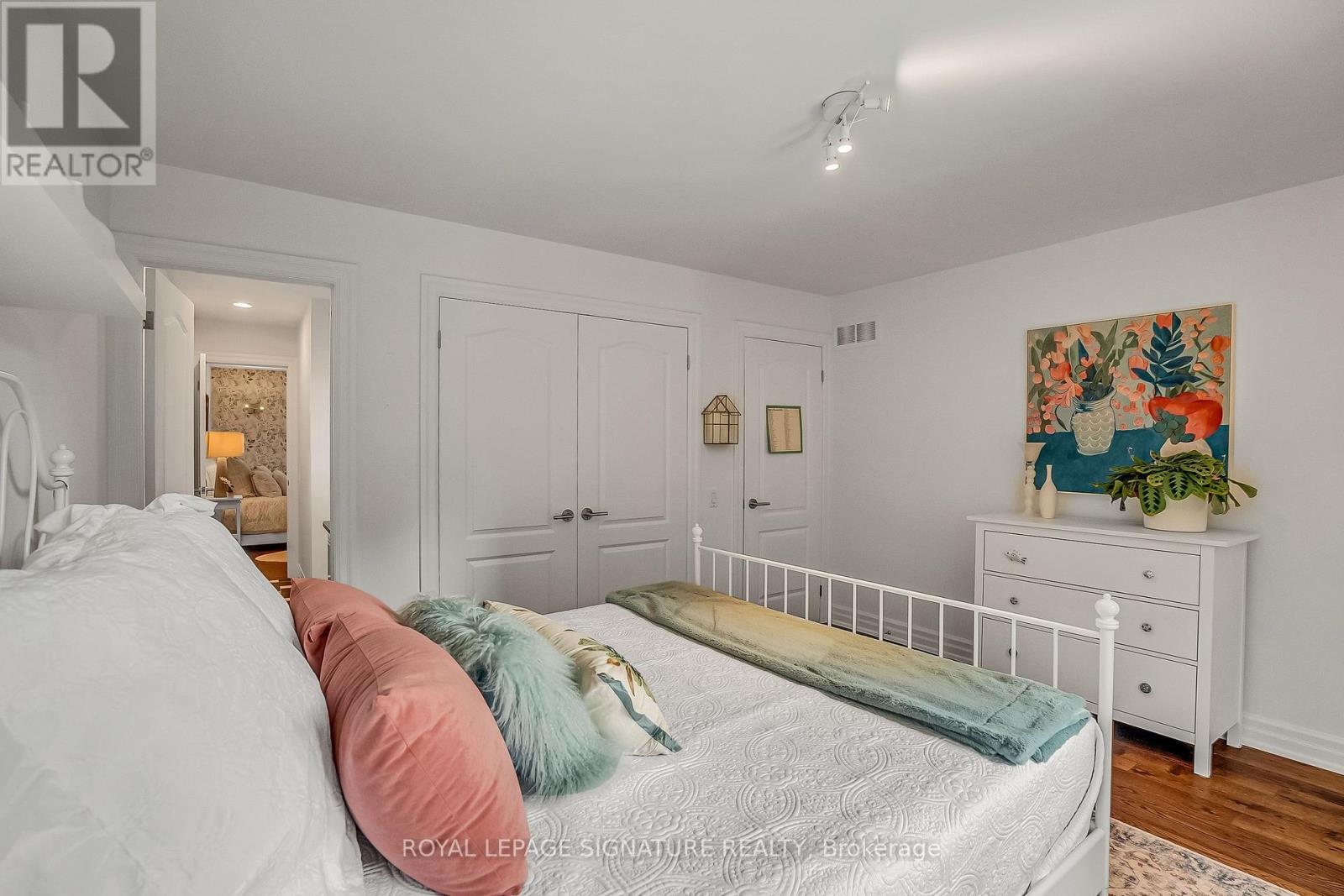 20 Hurlingham Crescent, Toronto, Ontario  M3B 2R1 - Photo 34 - C12686220