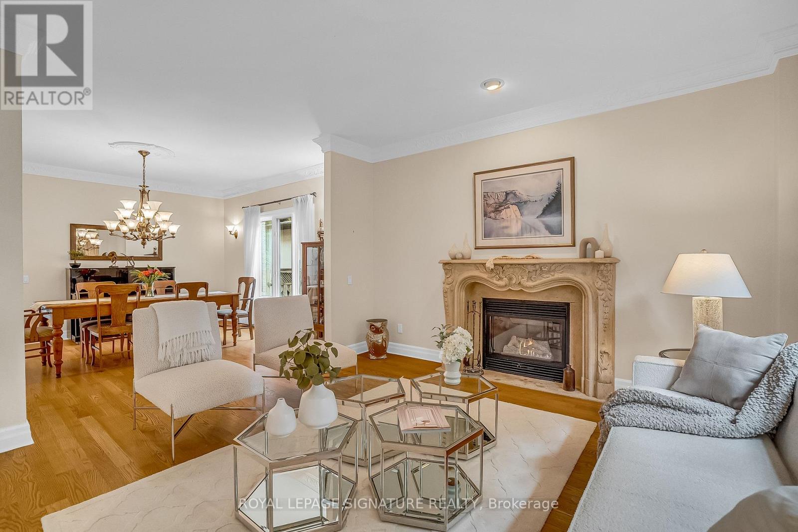 20 Hurlingham Crescent, Toronto, Ontario  M3B 2R1 - Photo 6 - C12686220