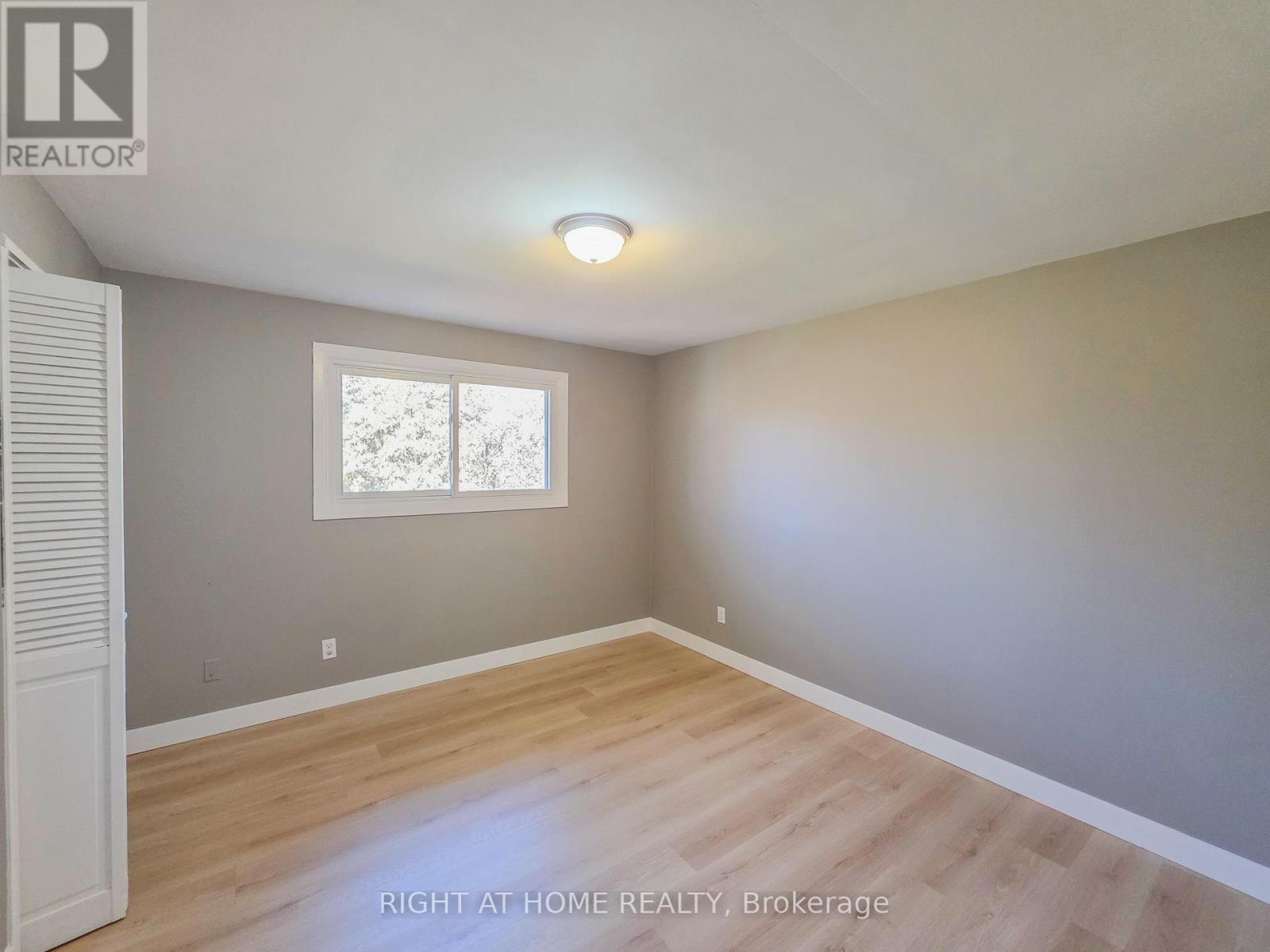 Upper - 488 Dean Avenue, Oshawa, Ontario  L1H 3E5 - Photo 17 - E12686092