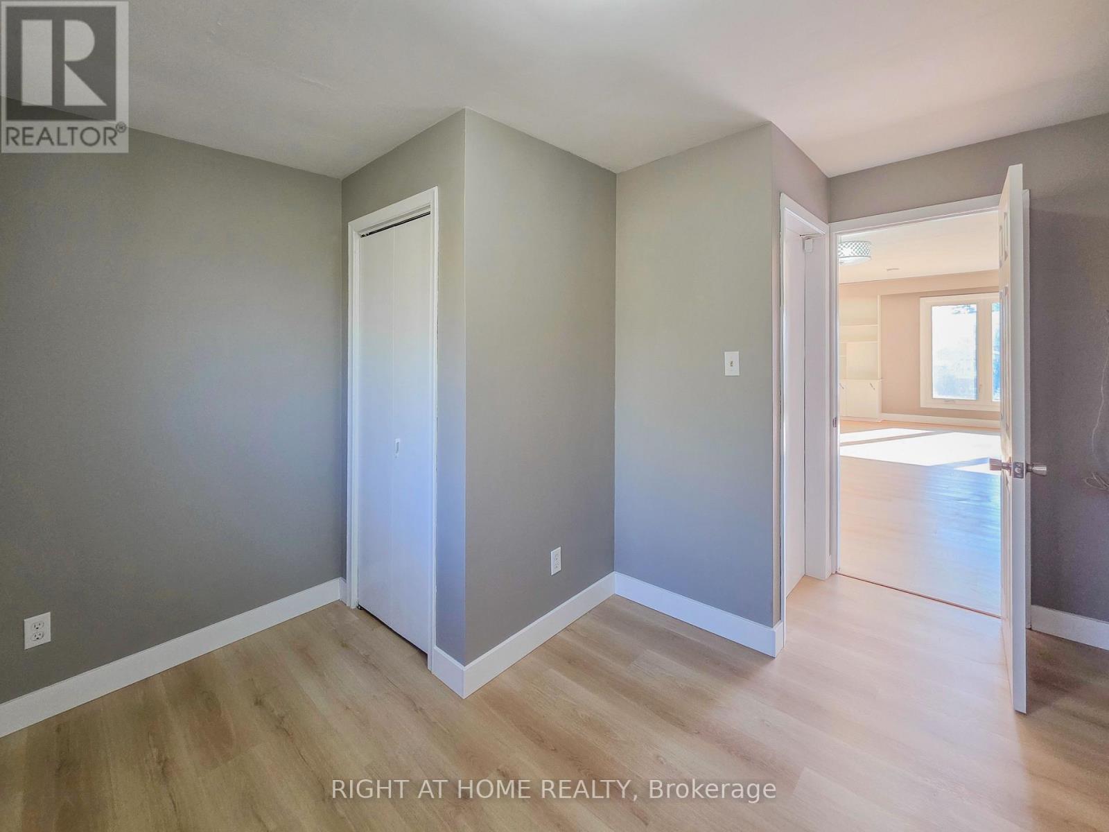 Upper - 488 Dean Avenue, Oshawa, Ontario  L1H 3E5 - Photo 22 - E12686092