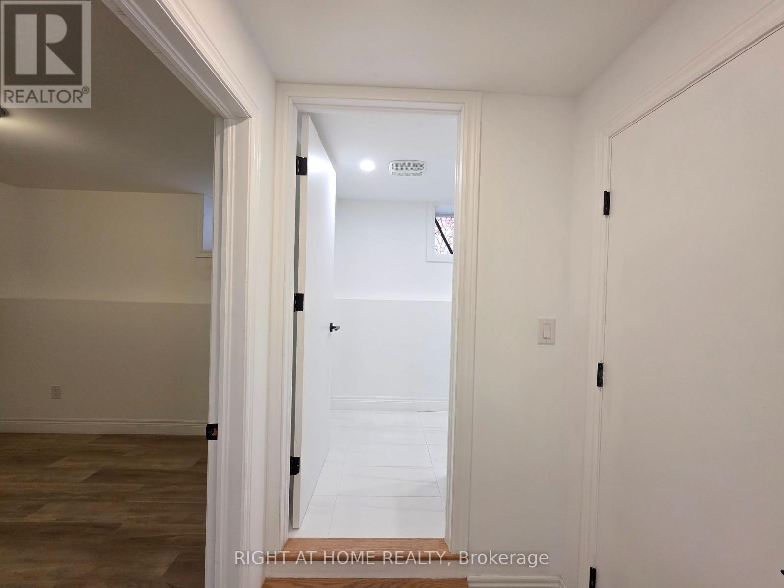 Lower - 300 Albert Street, Oshawa, Ontario  L1H 4R8 - Photo 15 - E12686096