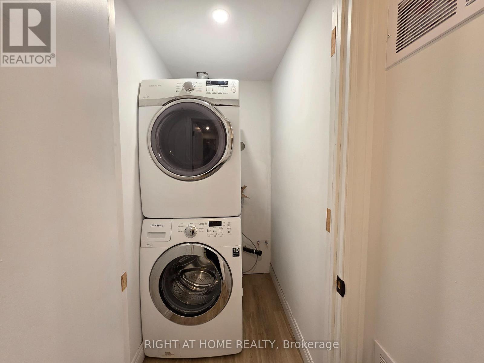 Lower - 300 Albert Street, Oshawa, Ontario  L1H 4R8 - Photo 7 - E12686096