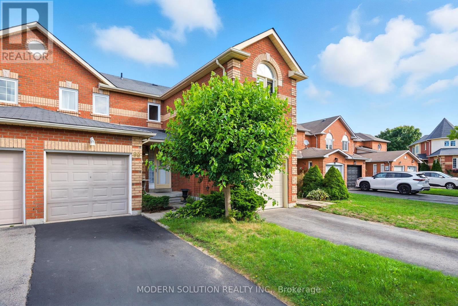 99 CREEKWOOD CRESCENT, Whitby, Ontario