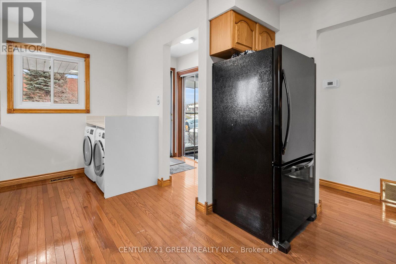 68 Athabasca Street, Oshawa, Ontario  L1H 7H6 - Photo 6 - E12686196