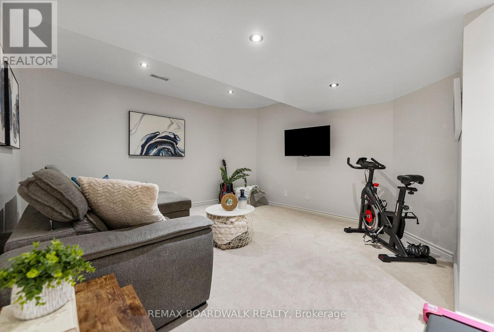 34 Catterick Crescent, Ottawa, Ontario  K2K 3M5 - Photo 37 - X12487556