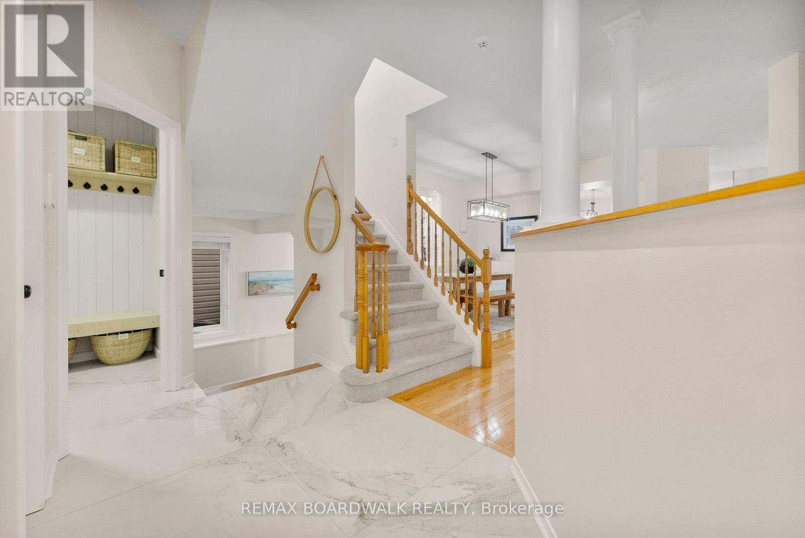 34 Catterick Crescent, Ottawa, Ontario  K2K 3M5 - Photo 5 - X12487556