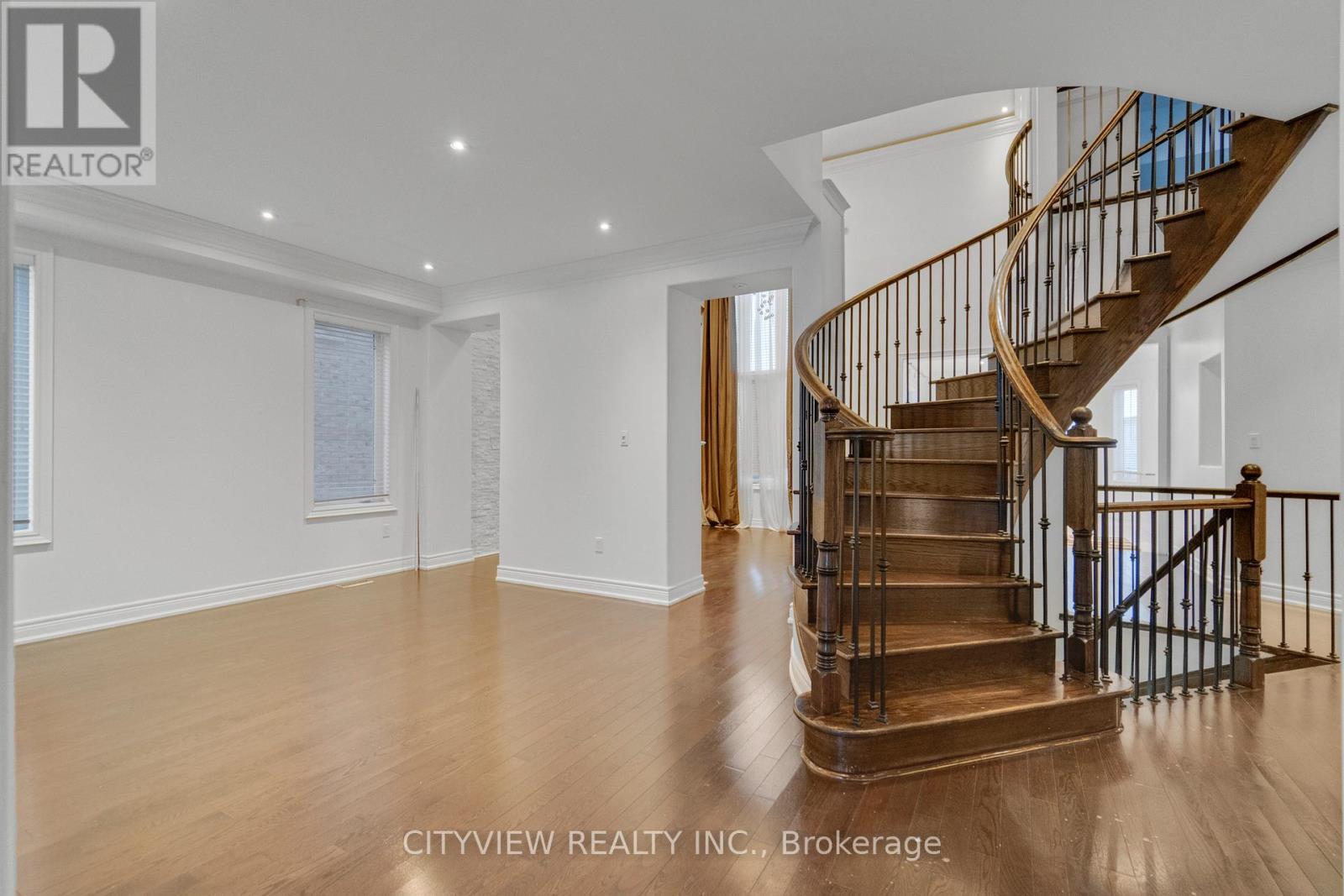 12 Fort Williams Drive, Brampton, Ontario  L6X 0W5 - Photo 14 - W12548422