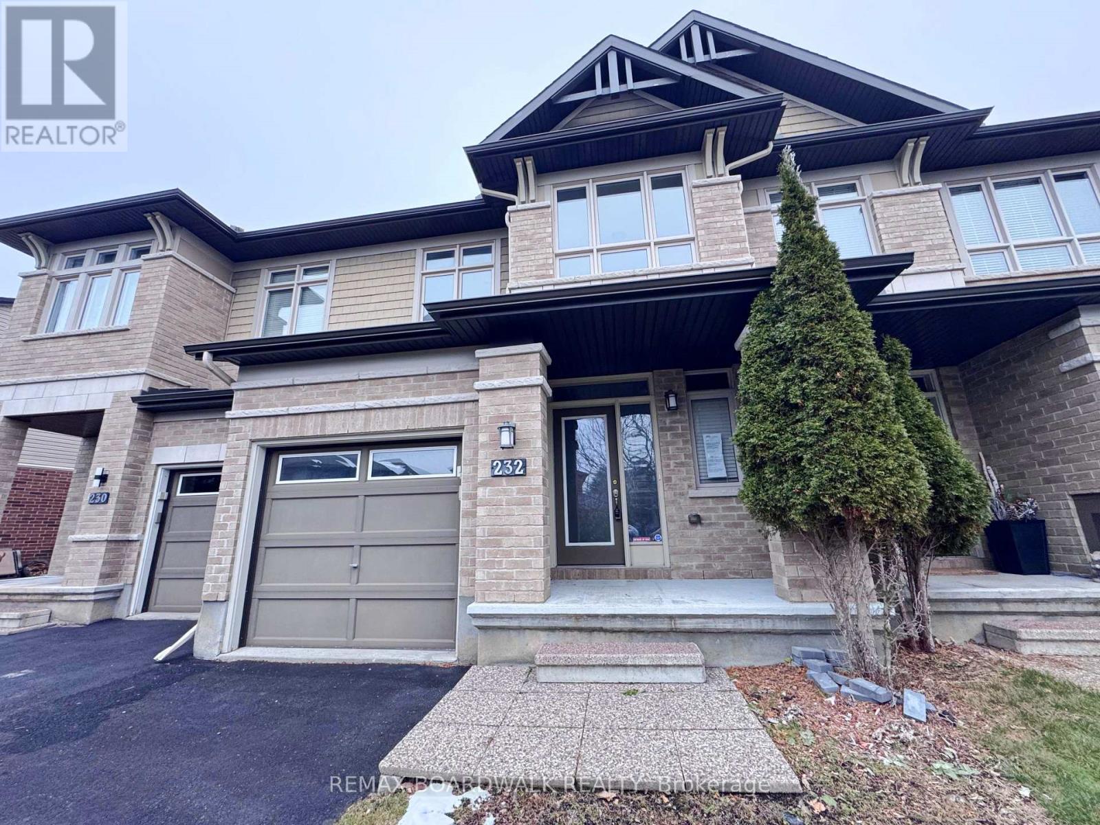232 Cooks Mill Crescent, Ottawa, Ontario  K1V 2N1 - Photo 3 - X12582222